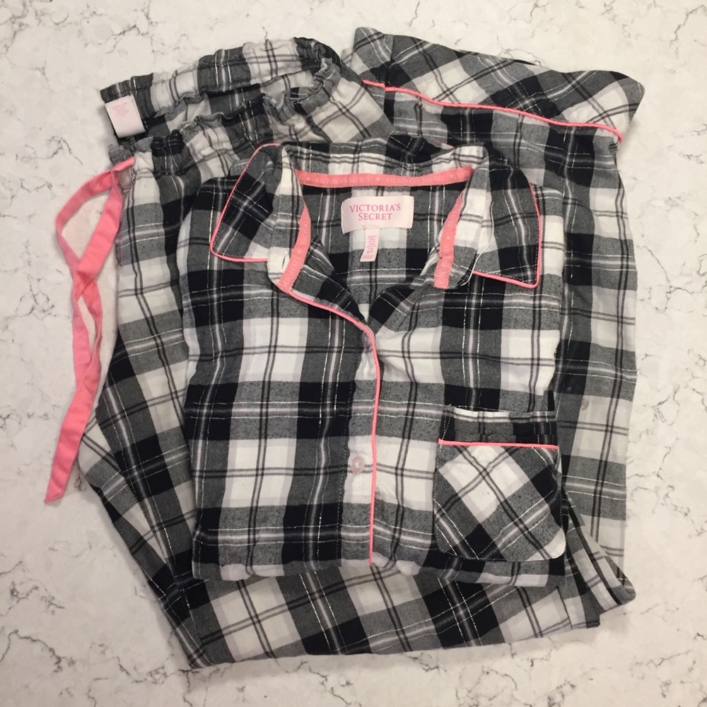 Victoria’s Secret Plaid Pajamas Set